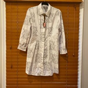 Spoon White Verbage button down long shirt/dress size M (d)